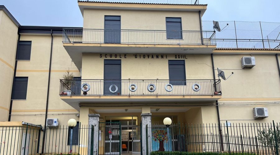 Mojo Alcantara, scuola “strutturalmente insicura”. La Commissione straordinaria chiude i locali