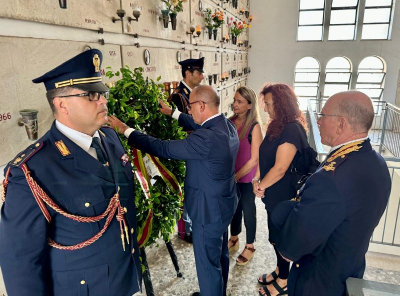 Acireale, la Polizia di Stato commemora il Tenente Basilio Sgroi, vittima del dovere