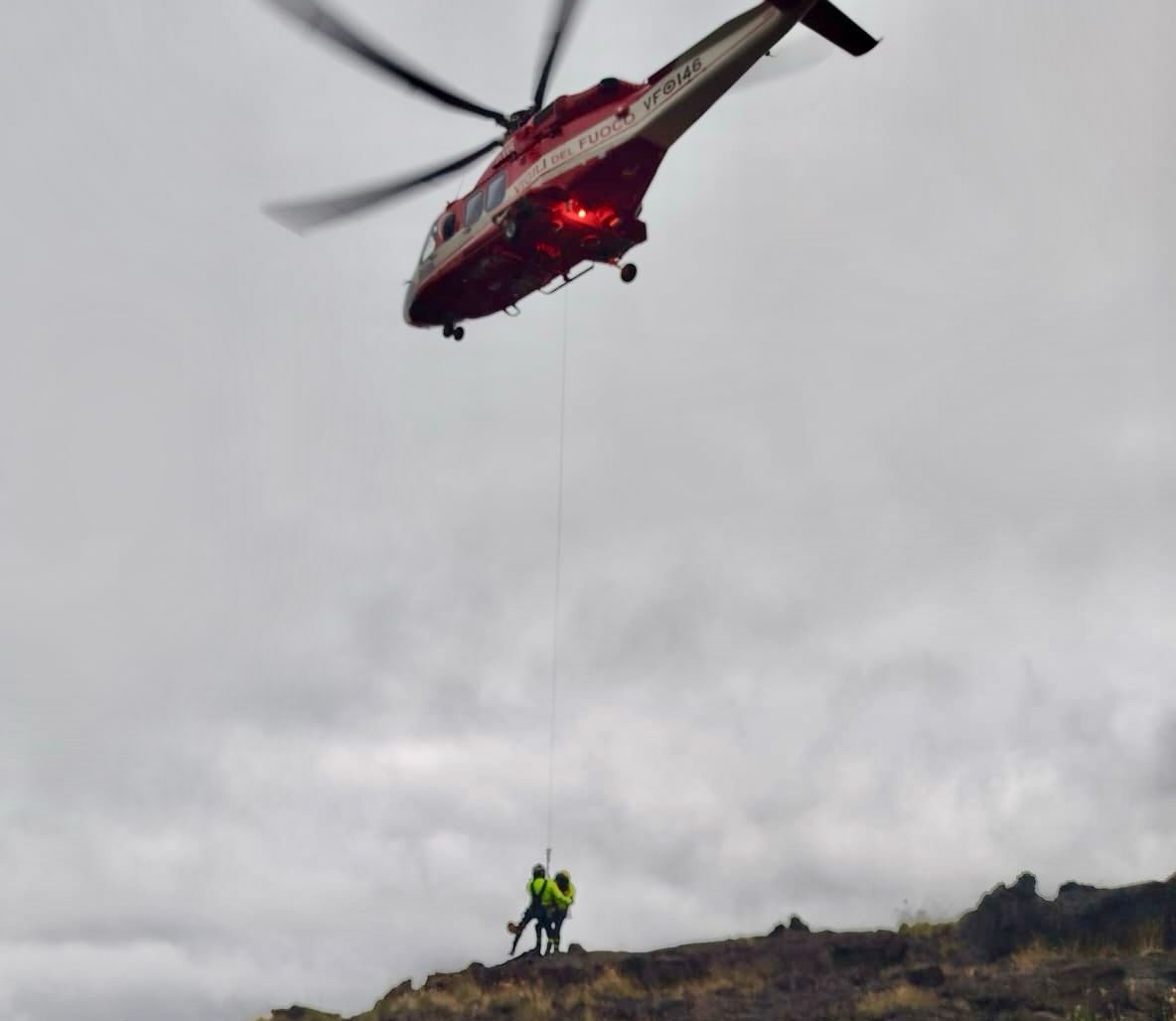 Due escursionisti si perdono sull’Etna: ritrovati all’alba