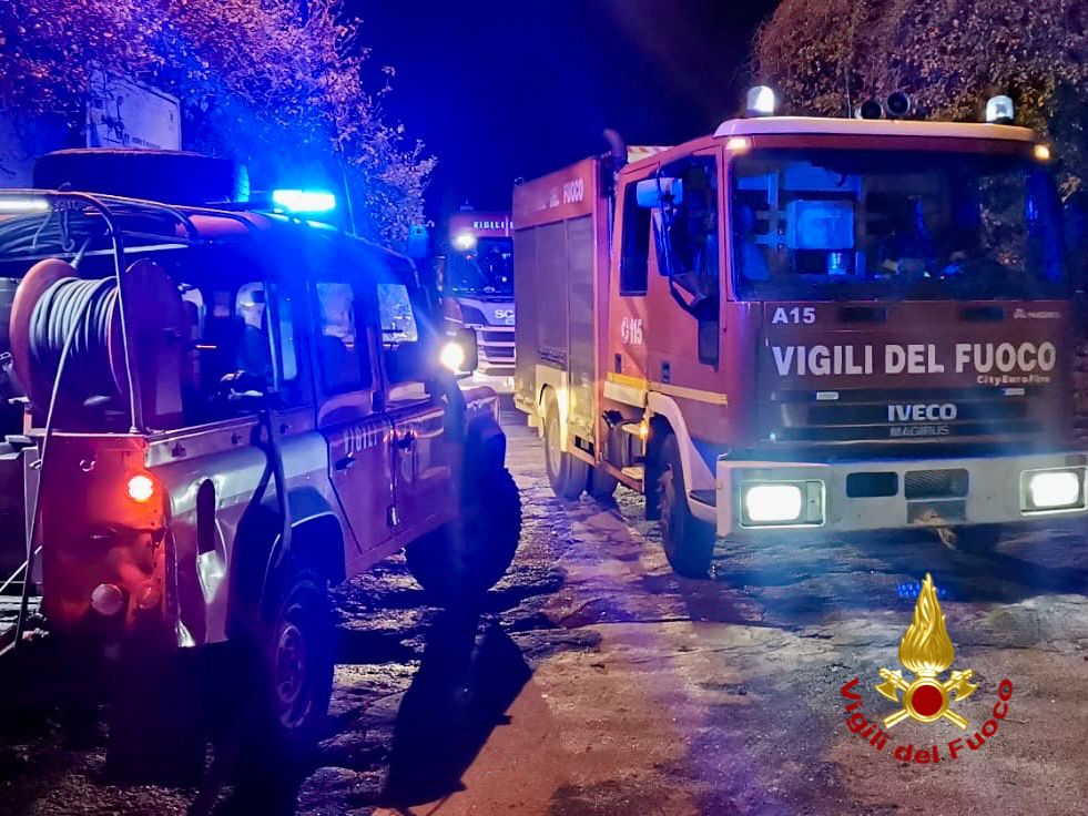 Tornano le fiamme sulla Timpa di Acireale