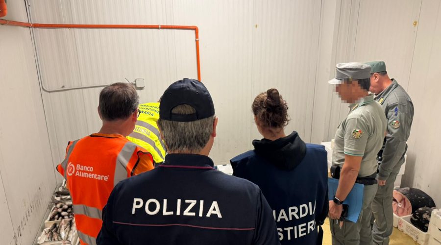 Controlli al mercato ittico: sequestrati e donati al Banco Alimentare ben 500 kg di prodotti