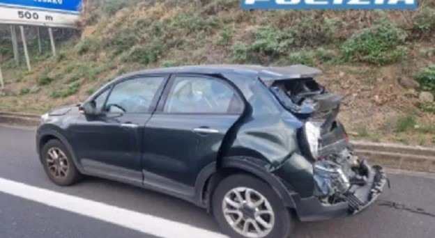 A18, ubriaco provoca un incidente: patente ritirata