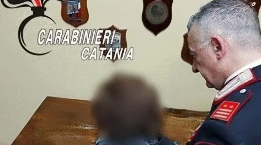 Picchia e minaccia da anni la madre: misura cautelare per la figlia ludopatica