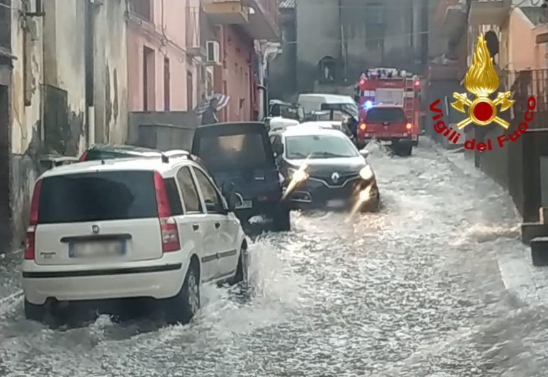 Violento temporale sull’area ionica: diversi gli interventi di soccorso a Giarre, Mascali ed Acireale VIDEO