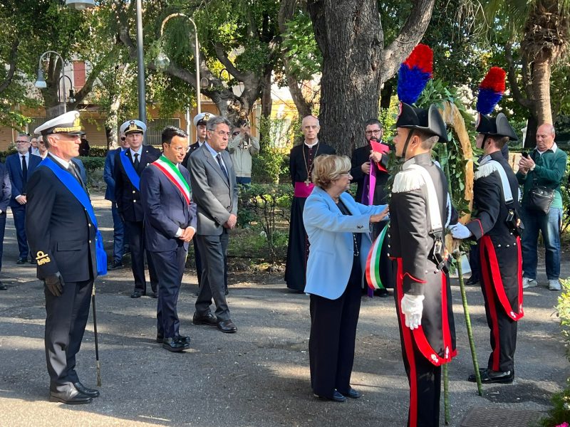 Riposto, celebrato alla presenza del Prefetto Librizzi il Giorno dell’Unità Nazionale e delle Forze Armate