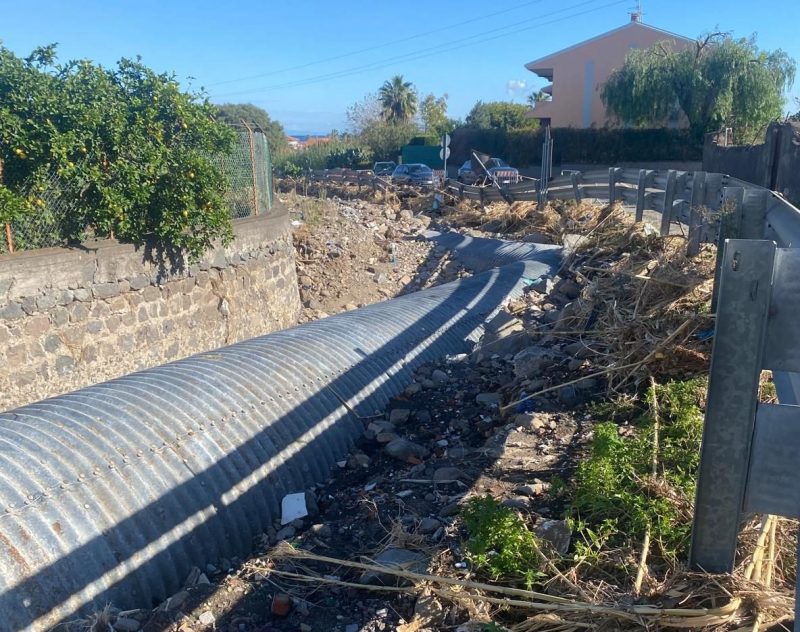 Alluvione del 13 novembre, sopralluogo a Riposto e Giarre. Schifani: «Massima celerità per ripristinare condizioni di sicurezza»