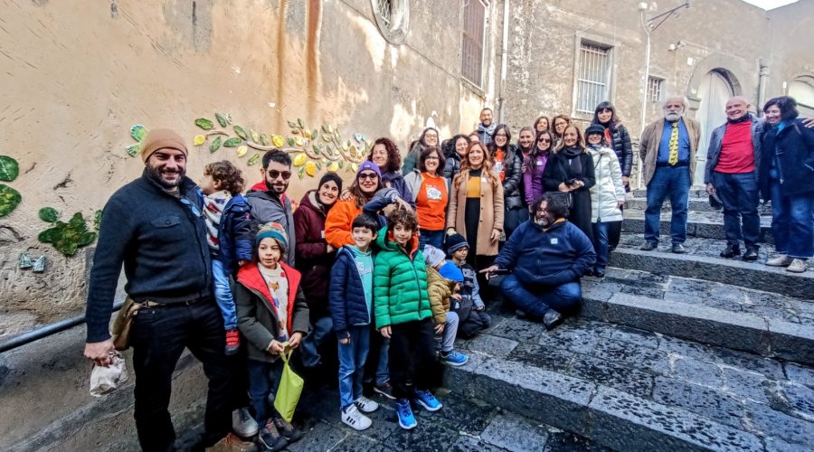 Acireale, vico Alliotta: inaugurata la strada rigenerata grazie all’estro creativo dei bambini