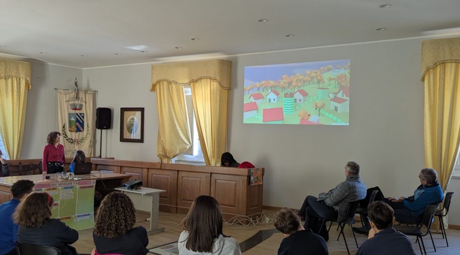 Piedimonte Etneo: costituita la comunità energetica comunale. Presentato al Consiglio dei ragazzi il progetto “Scuole e comunità per l’ambiente”