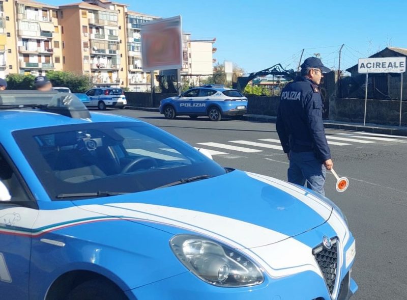 Acireale, scoperti due autolavaggi abusivi: chiusi e sanzionati