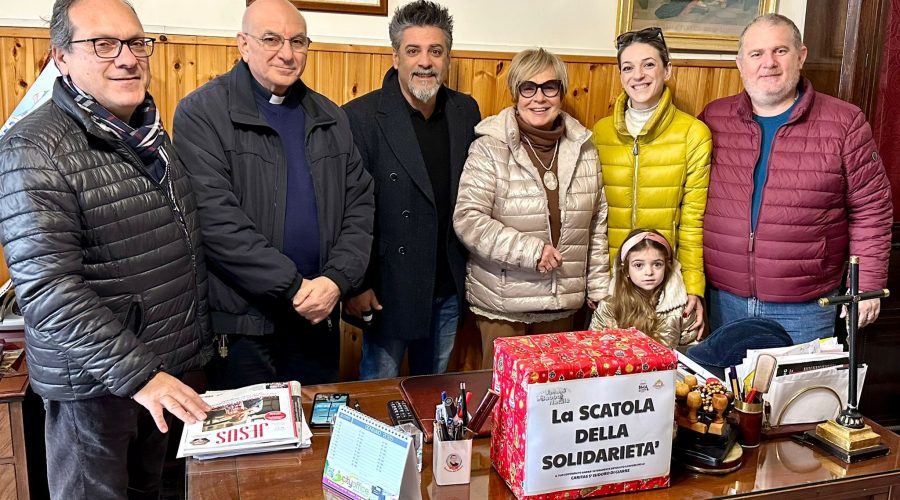 Giarre, donati alla Caritas del Duomo 1300 euro di buoni spesa