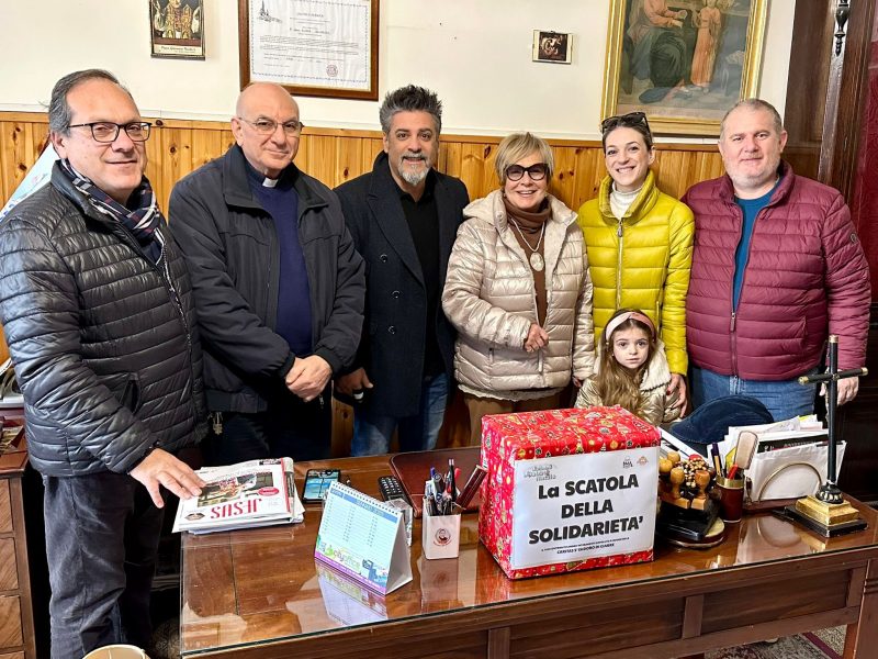 Giarre, donati alla Caritas del Duomo 1300 euro di buoni spesa