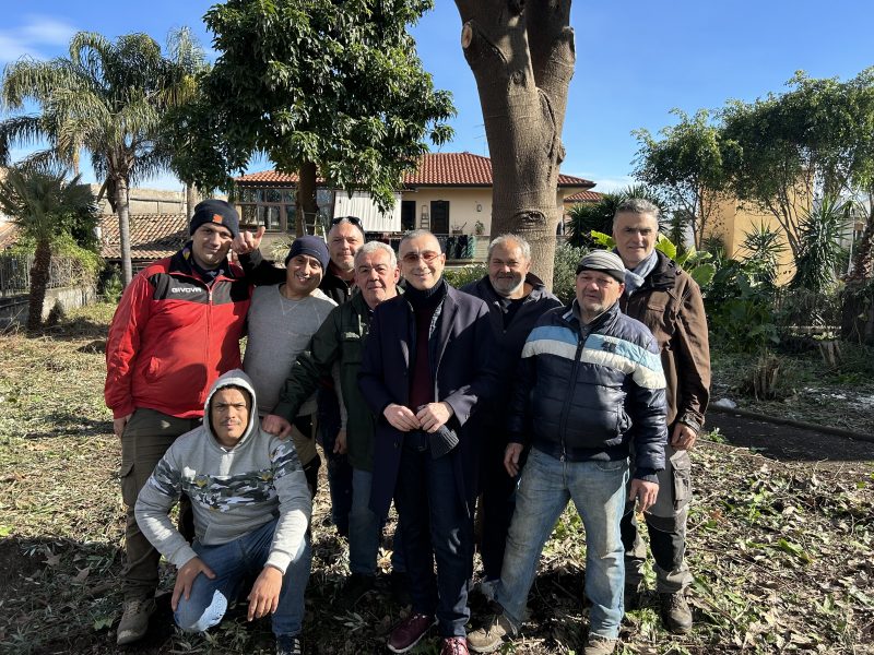 Giarre, ripulita la villetta di via Giorgio La Pira ad Altarello