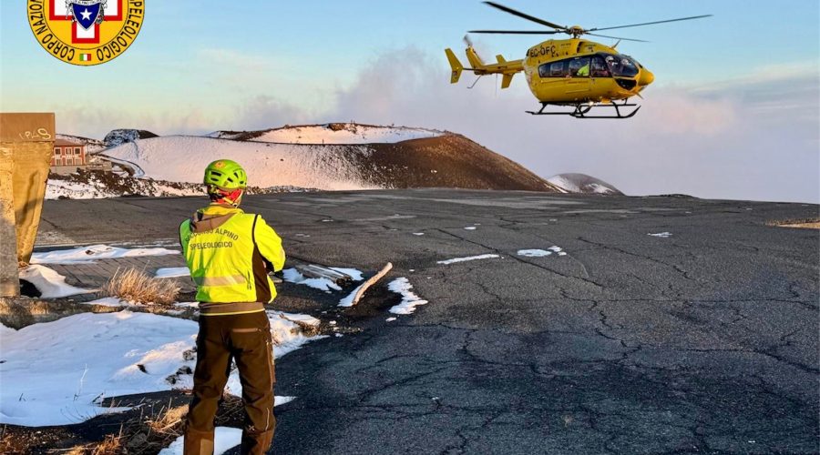 Etna, ennesimo incidente ad un scialpinista: intervento dell’elisoccorso