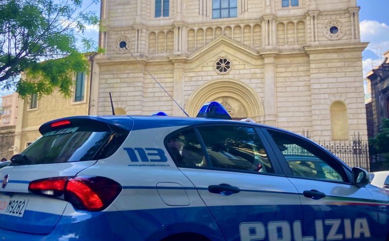 Arrestato un catanese di 19 anni: deteneva in casa droga e proiettili