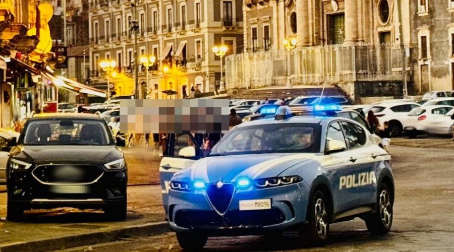 Minaccia e prende a schiaffi un ausiliario del traffico: denunciato 60enne