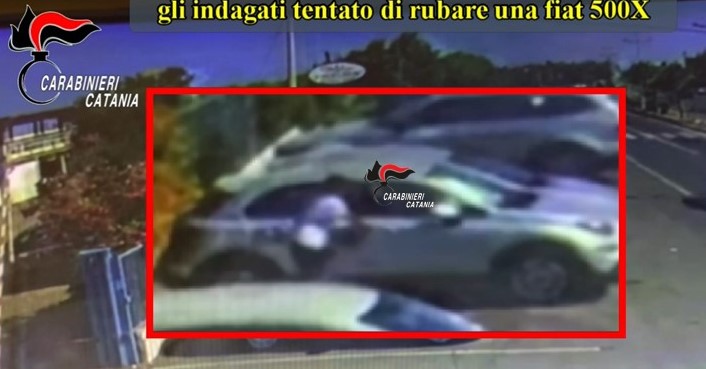 Tentano il furto di un auto in un parcheggio alla Playa che viene sventato da un dipendente: arrestati in 3 NOMI VIDEO