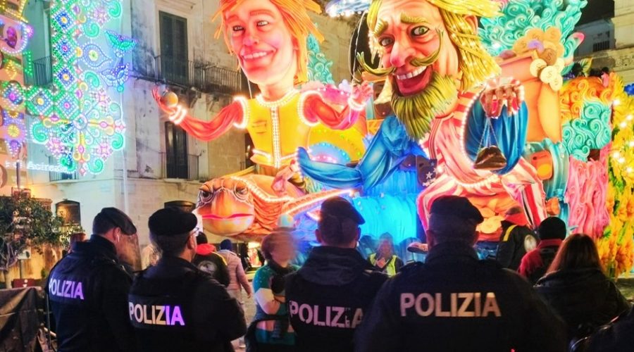 Ubriachi pretendono da bere senza pagare: arrestati durante il Carnevale di Acireale