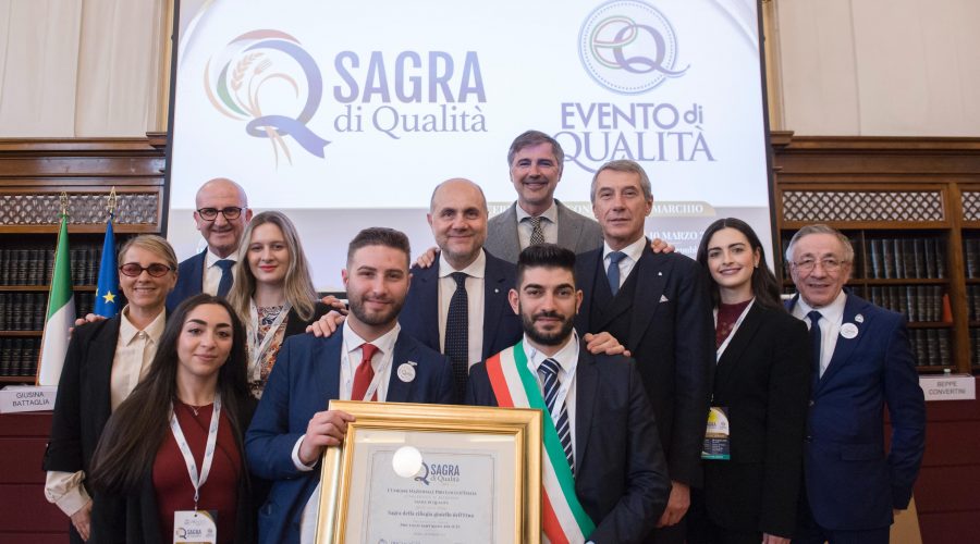 Alla Sagra della Ciliegia dell’Etna DOP di Sant’Alfio assegnato il prestigioso marchio “Sagra di Qualità”