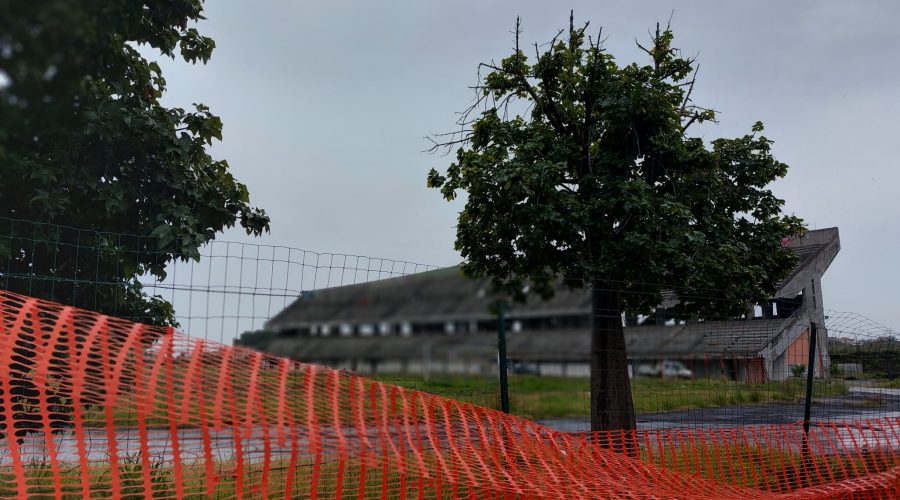 Pista di atletica di Giarre: lavori in corso, nuovo parcheggio e tribuna rinnovata in arrivo