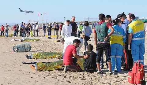 Aci Castello: cadavere di un migrante senza nome seppellito nel cimitero comunale