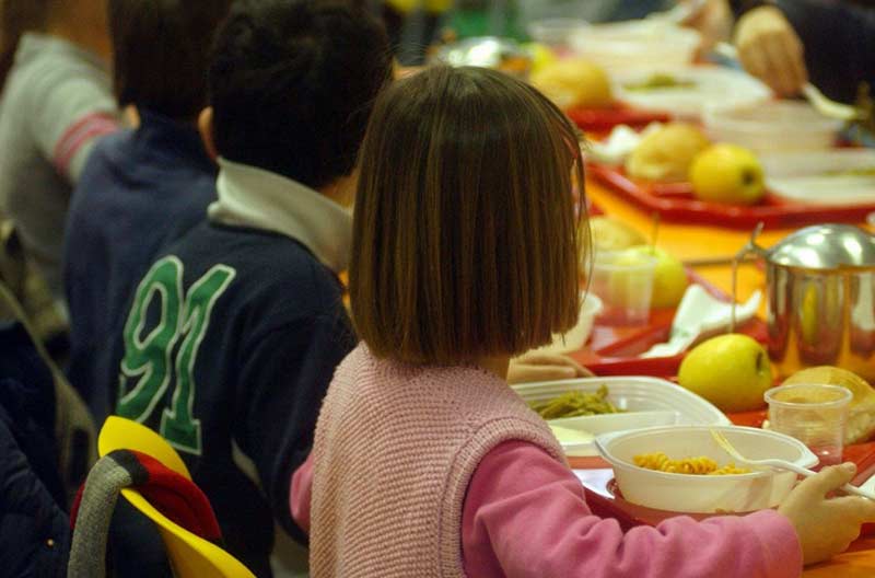 Calatabiano: aggiudicato il nuovo appalto di mensa scolastica