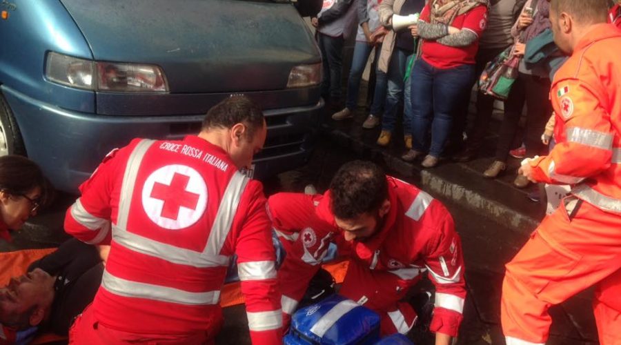 Giarre, la Croce Rossa sensibilizza i giovani sulla sicurezza stradale