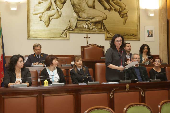 Catania: al via “Per non sentirmi sola”, campagna contro la violenza sulle donne